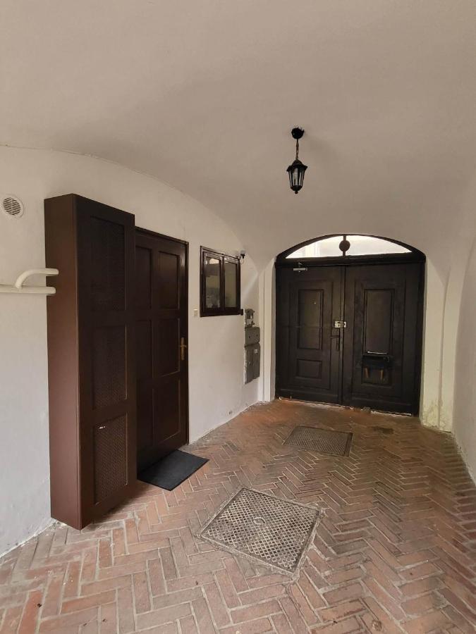 Downtown Romantic Székesfehérvár Kültér fotó